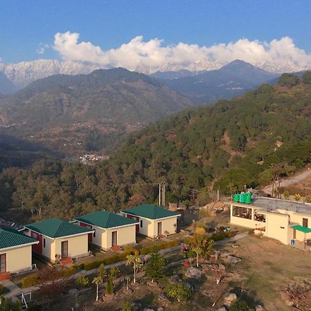 Dhauladhar View Village Resort ดารัมซาลา ภายนอก รูปภาพ