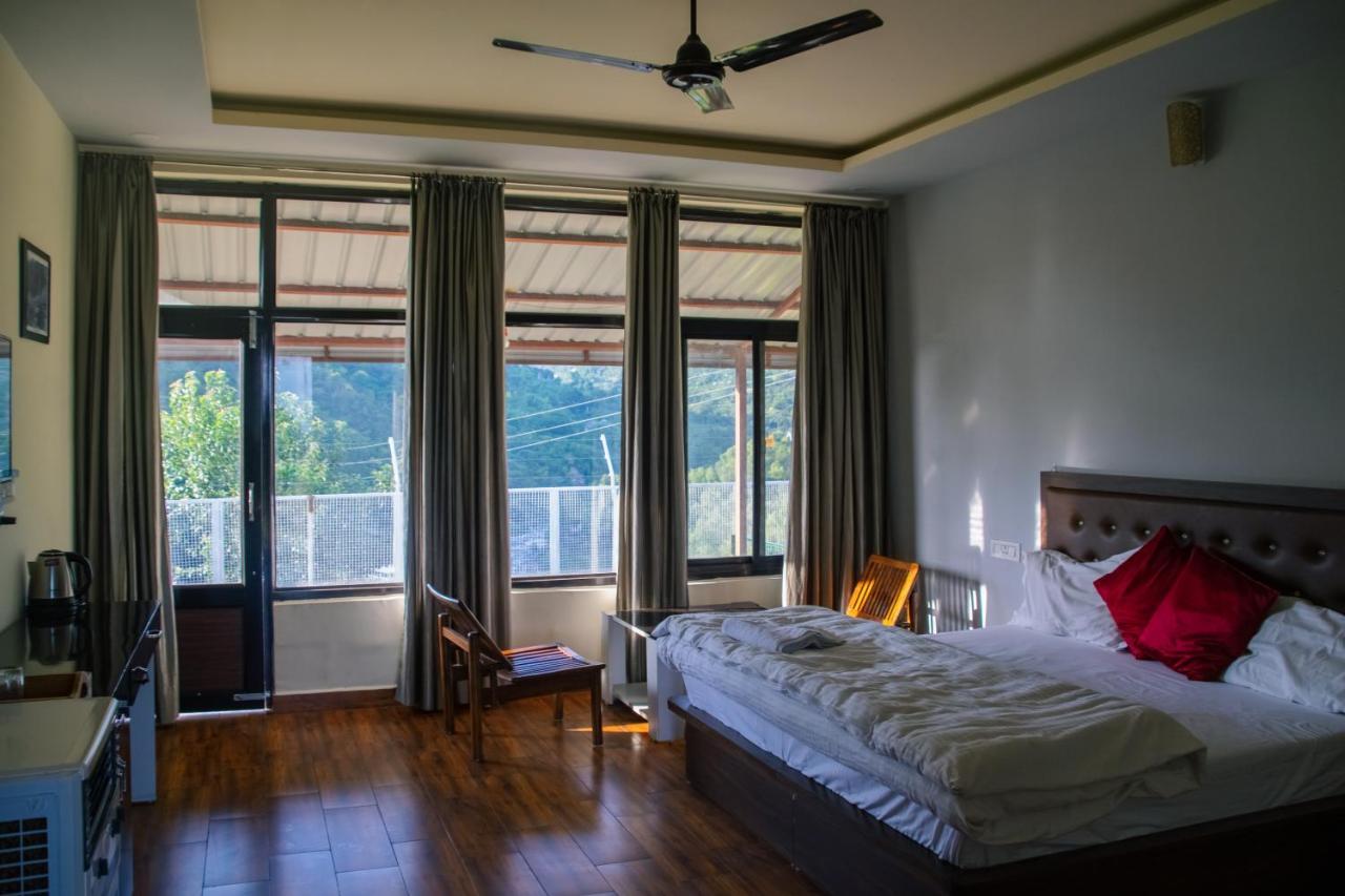 Dhauladhar View Village Resort ดารัมซาลา ภายนอก รูปภาพ