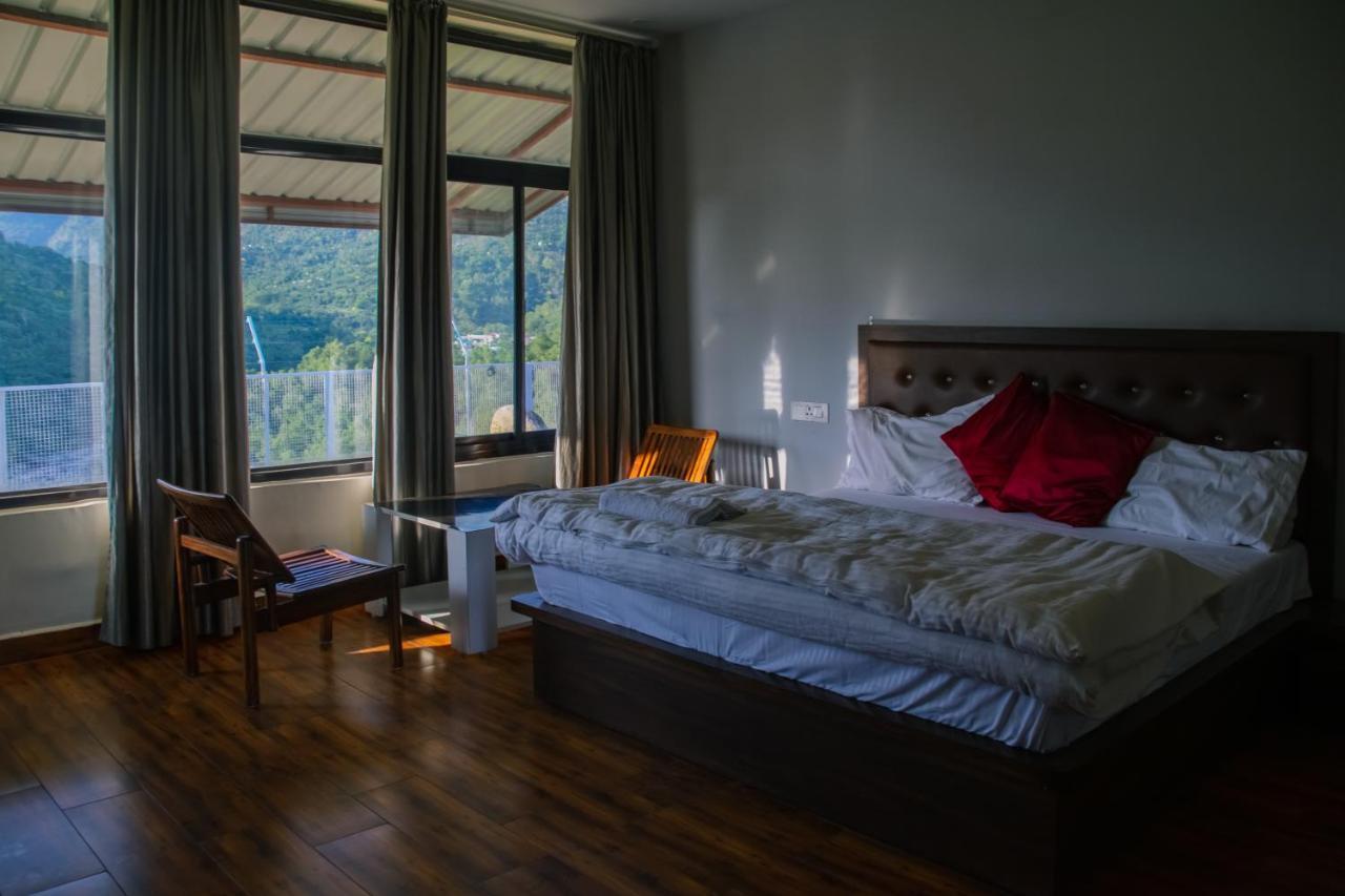 Dhauladhar View Village Resort ดารัมซาลา ภายนอก รูปภาพ